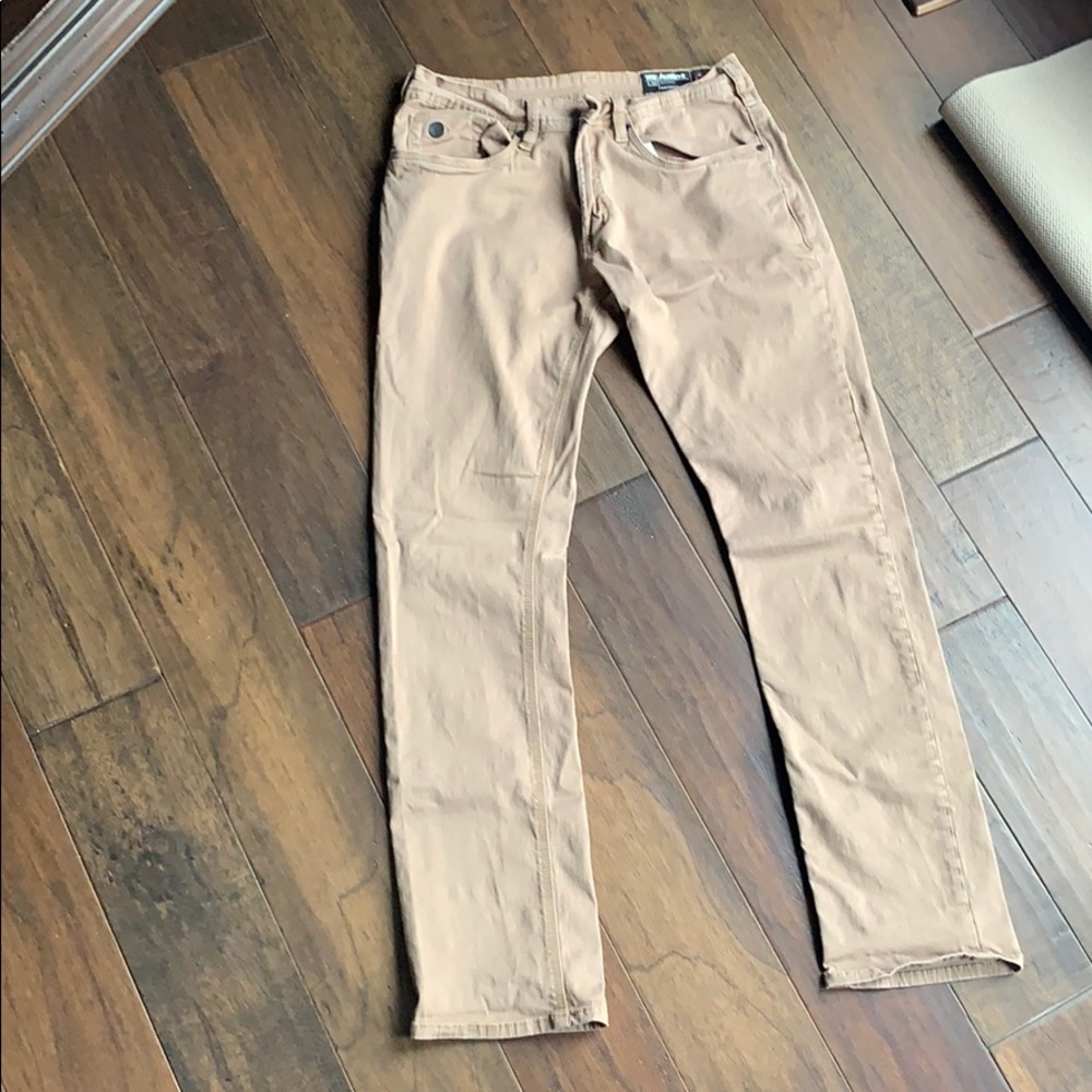 Men’s buffalo jeans